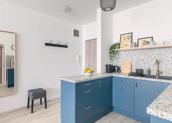 Corvin With Balcony And Ac Apartmán Budapešť