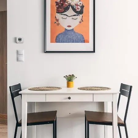 Corvin With Balcony And Ac Διαμέρισμα Βουδαπέστη