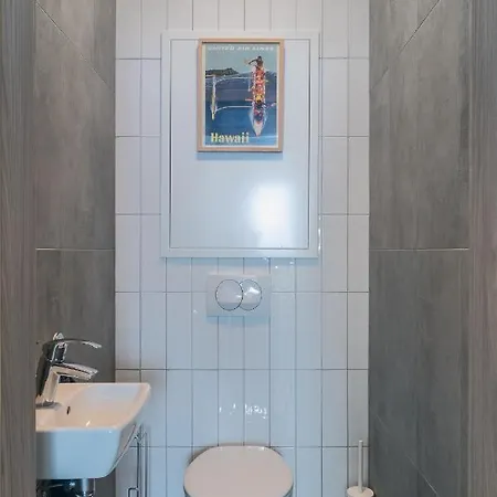 Appartement Corvin With Balcony And Ac