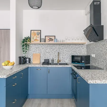 Corvin With Balcony And Ac Διαμέρισμα *